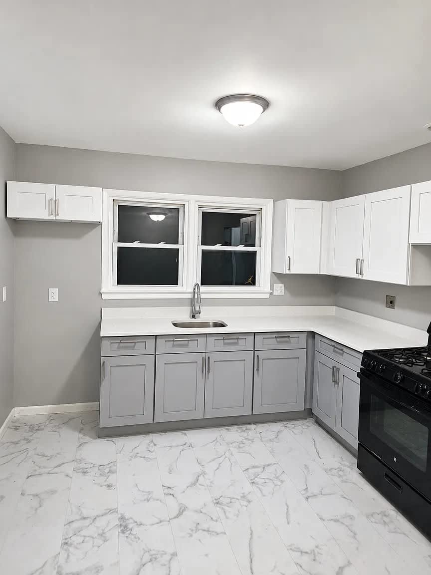 158 3Rd Ave – photo 4