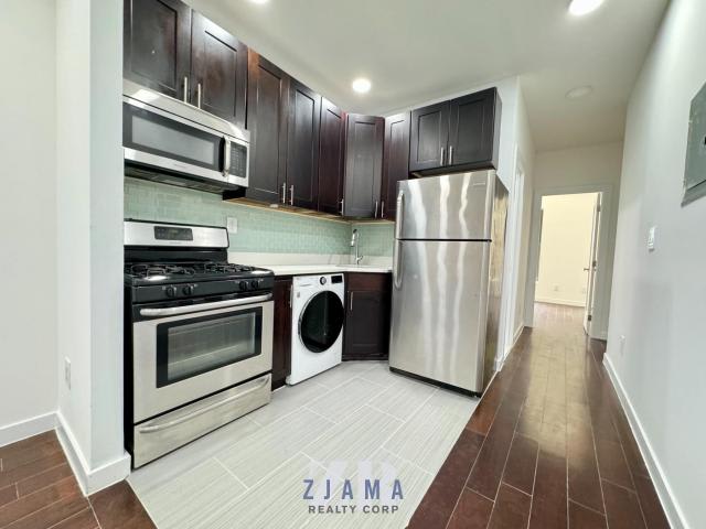 568 Baltic Street – photo 1