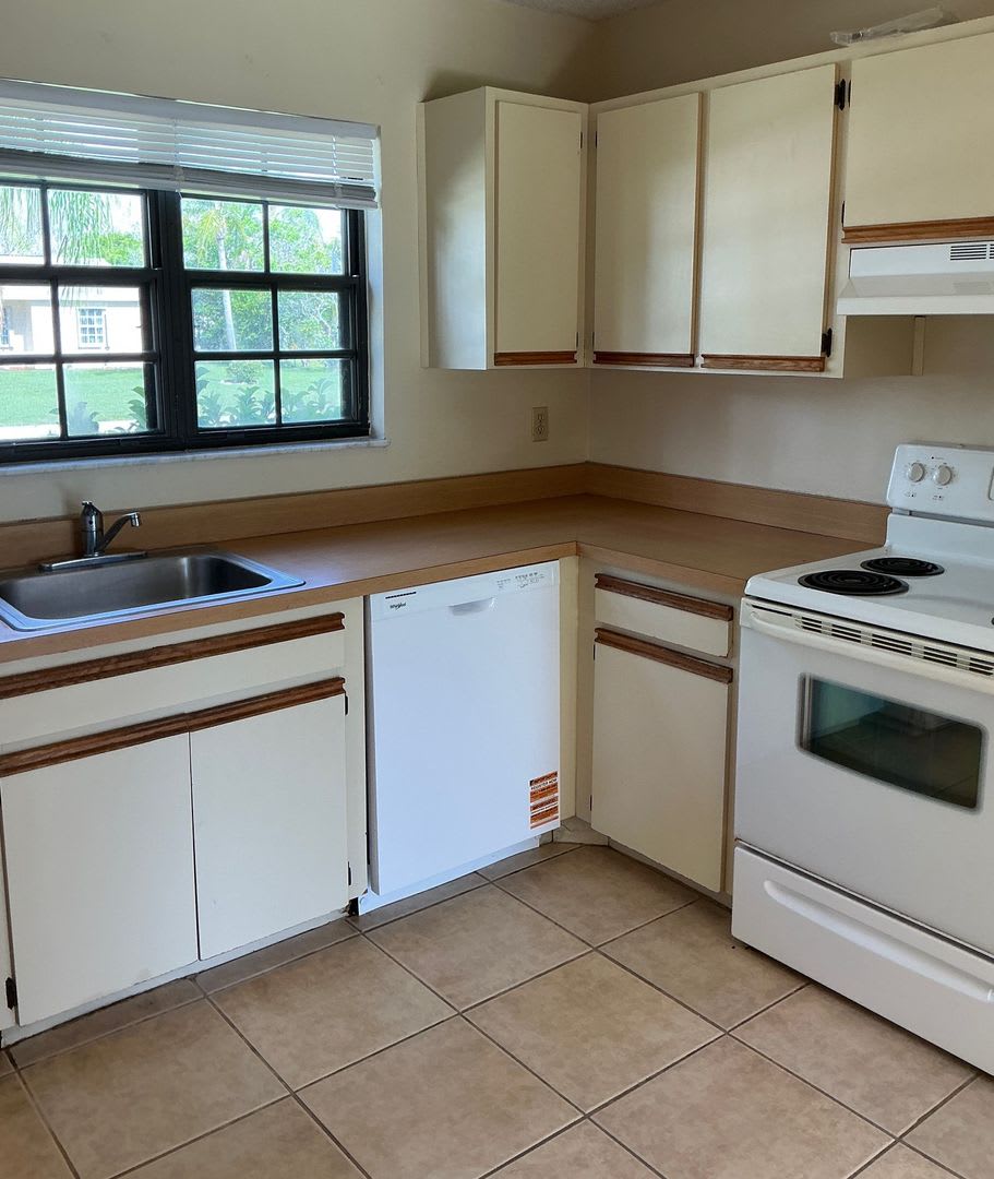Single family rental home located East of US 1 off Walton Rd 2/1/1 – photo 3