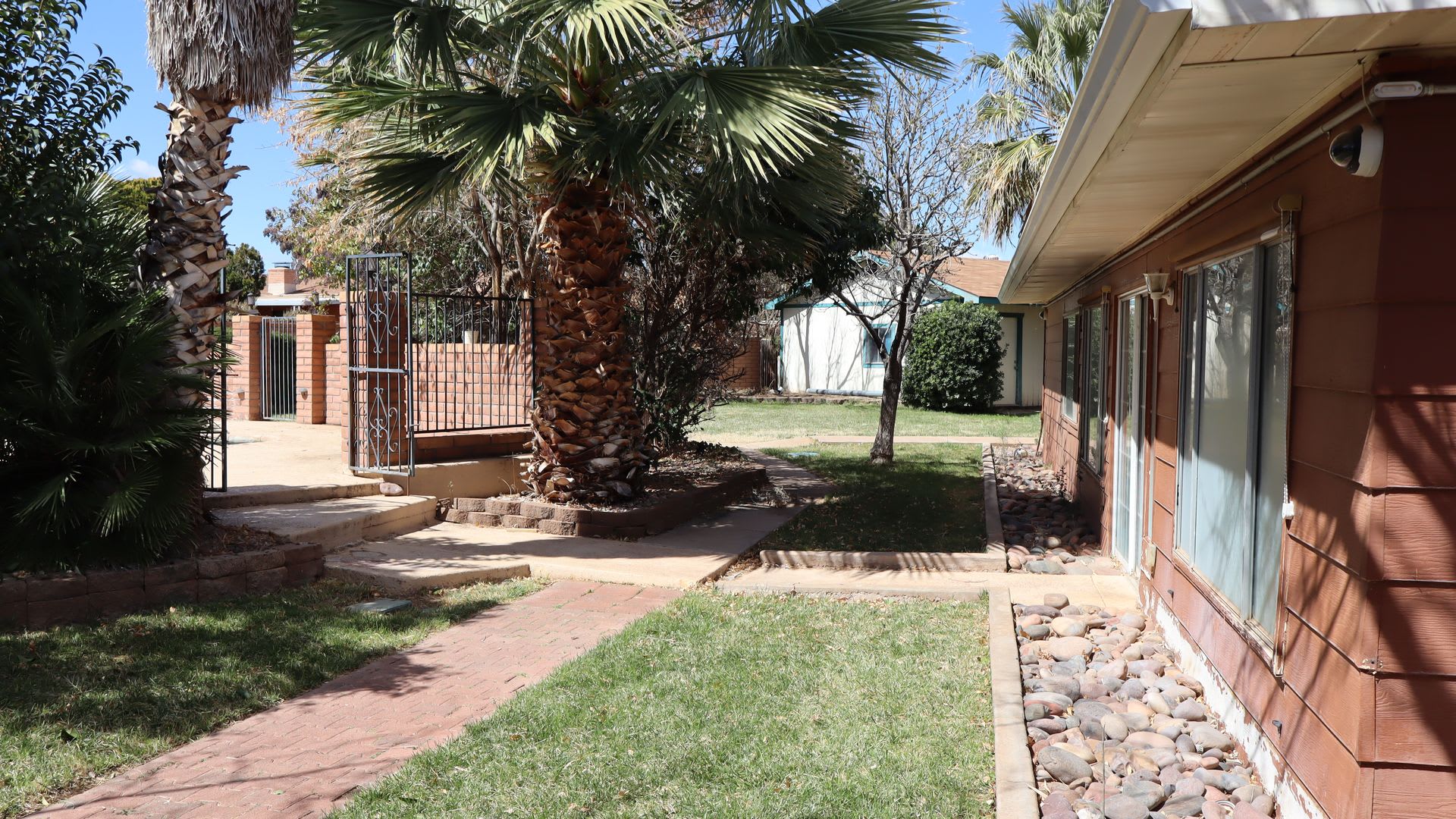 5 bedroom – photo 5