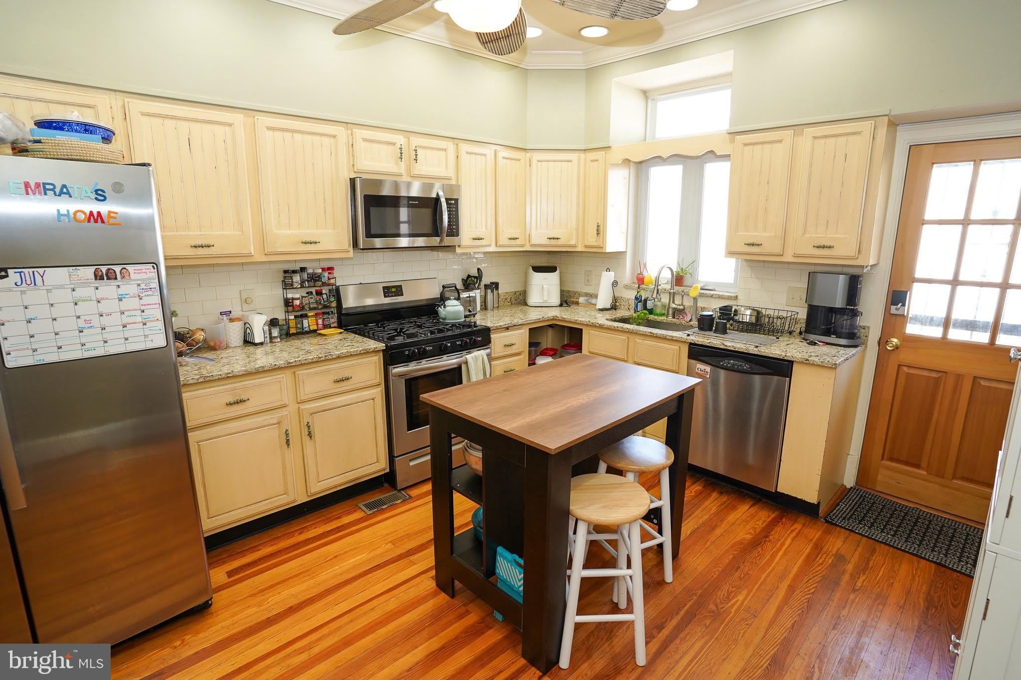 712 S Linwood Avenue – photo 5