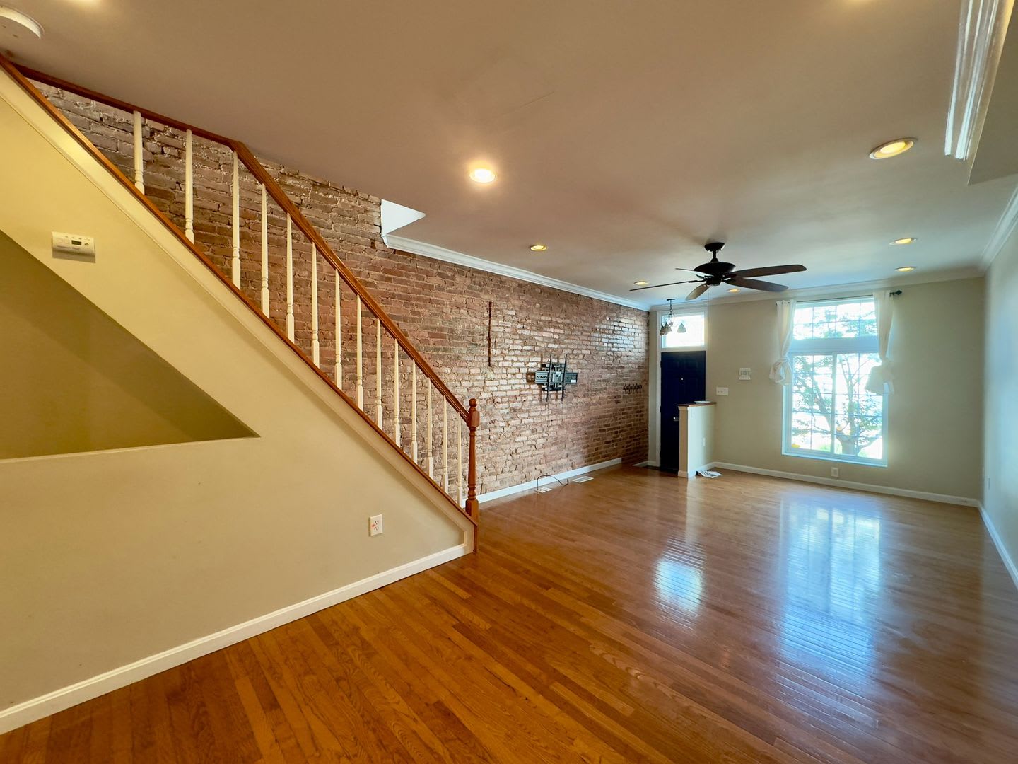 Charming 2BD/3BA Townhome in Highlandtown, Baltimore, MD! – photo 4