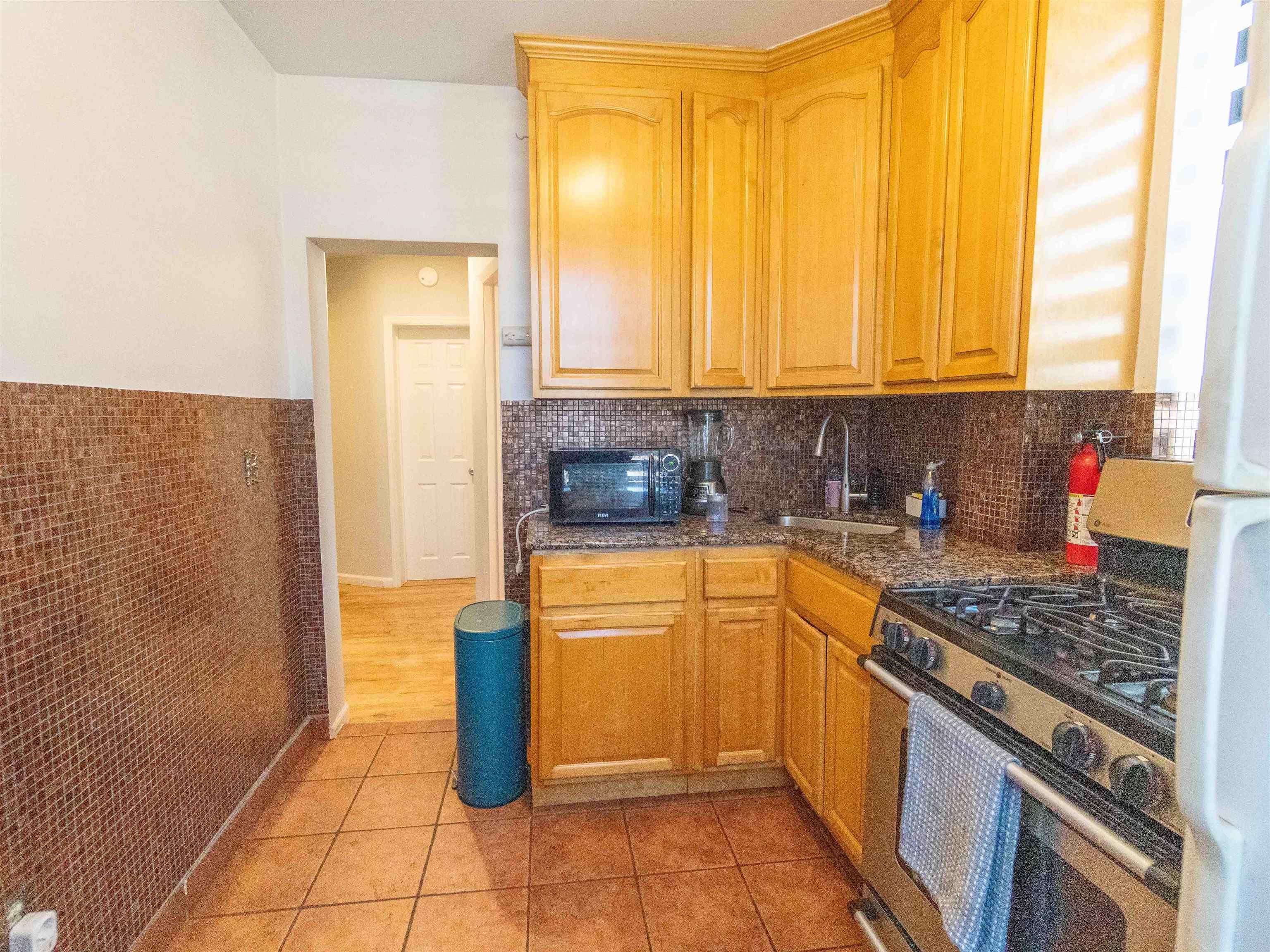 3315 PLEASANT AVE – photo 5
