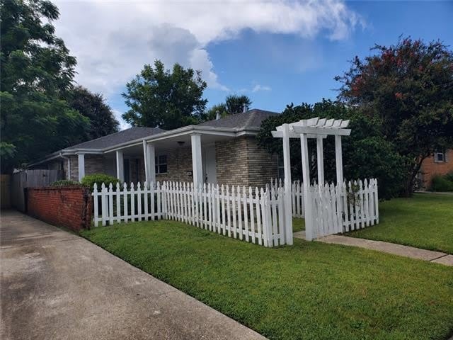 6224 MILNE Street – photo 1