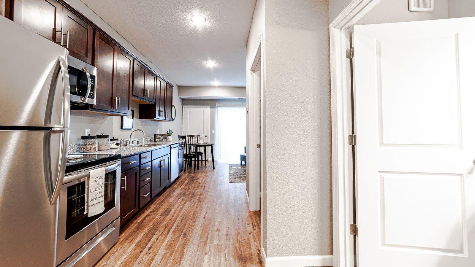 Encore Apartments – photo 3