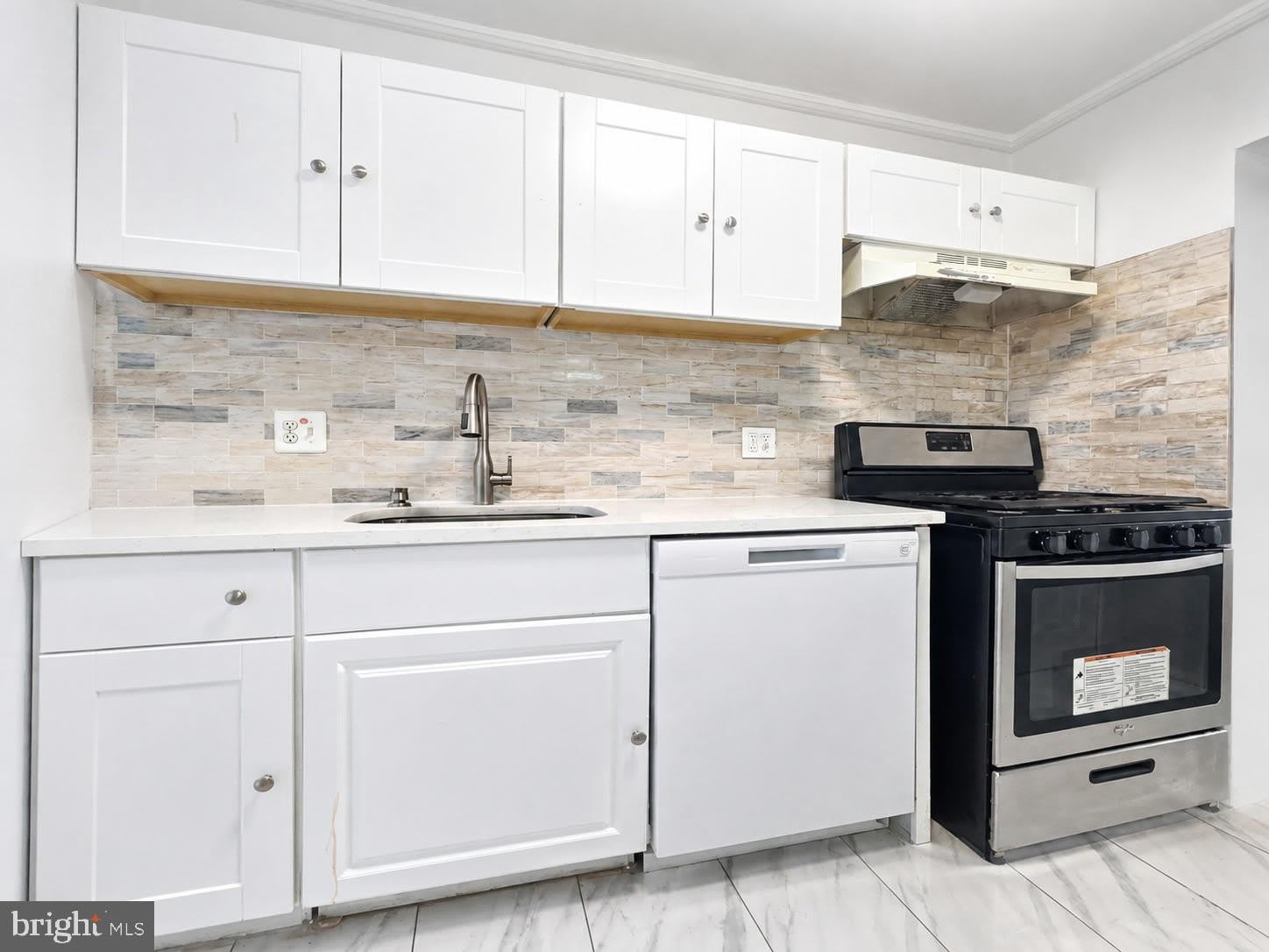 11210 CHERRY HILL Road – photo 3