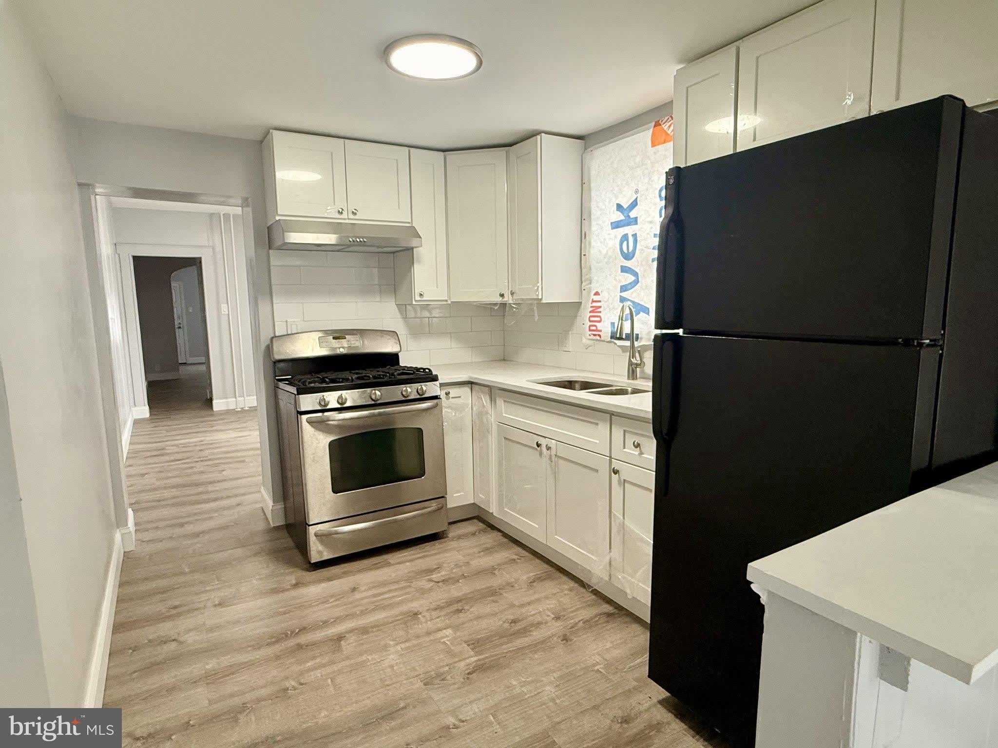 163 TREMONT Street – photo 1