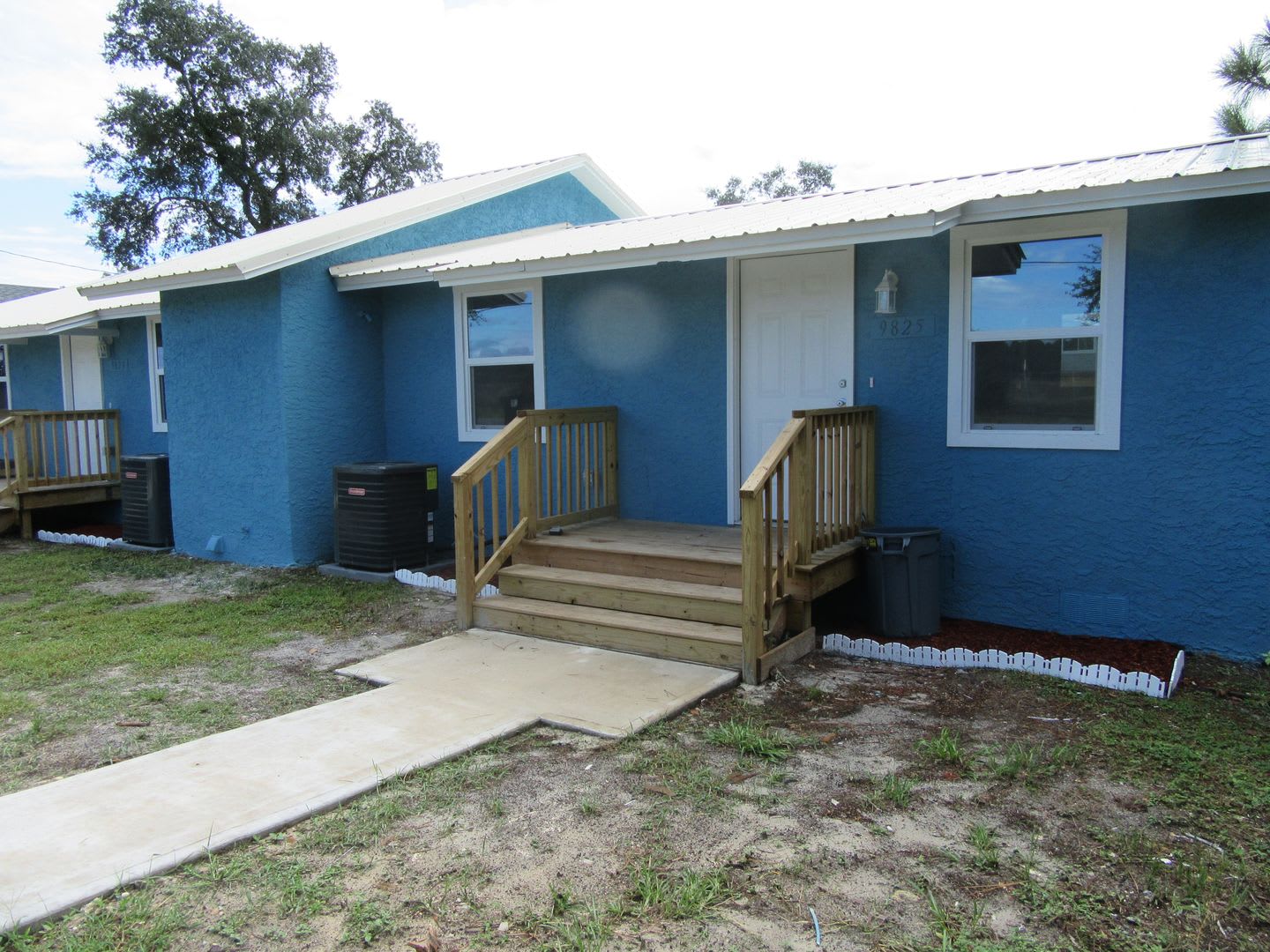 9825 Clarence St. – photo 3