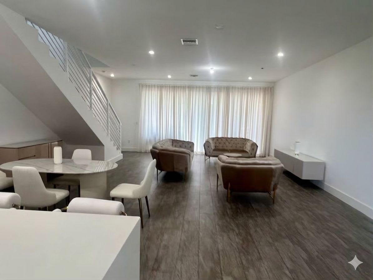 1045 Ne 18th Ave – photo 1