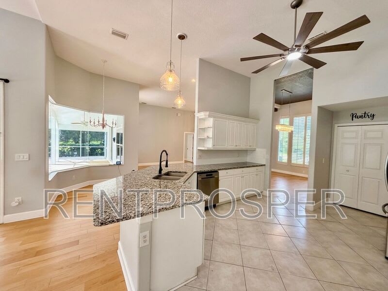 63 Bay Lake Drive – photo 4