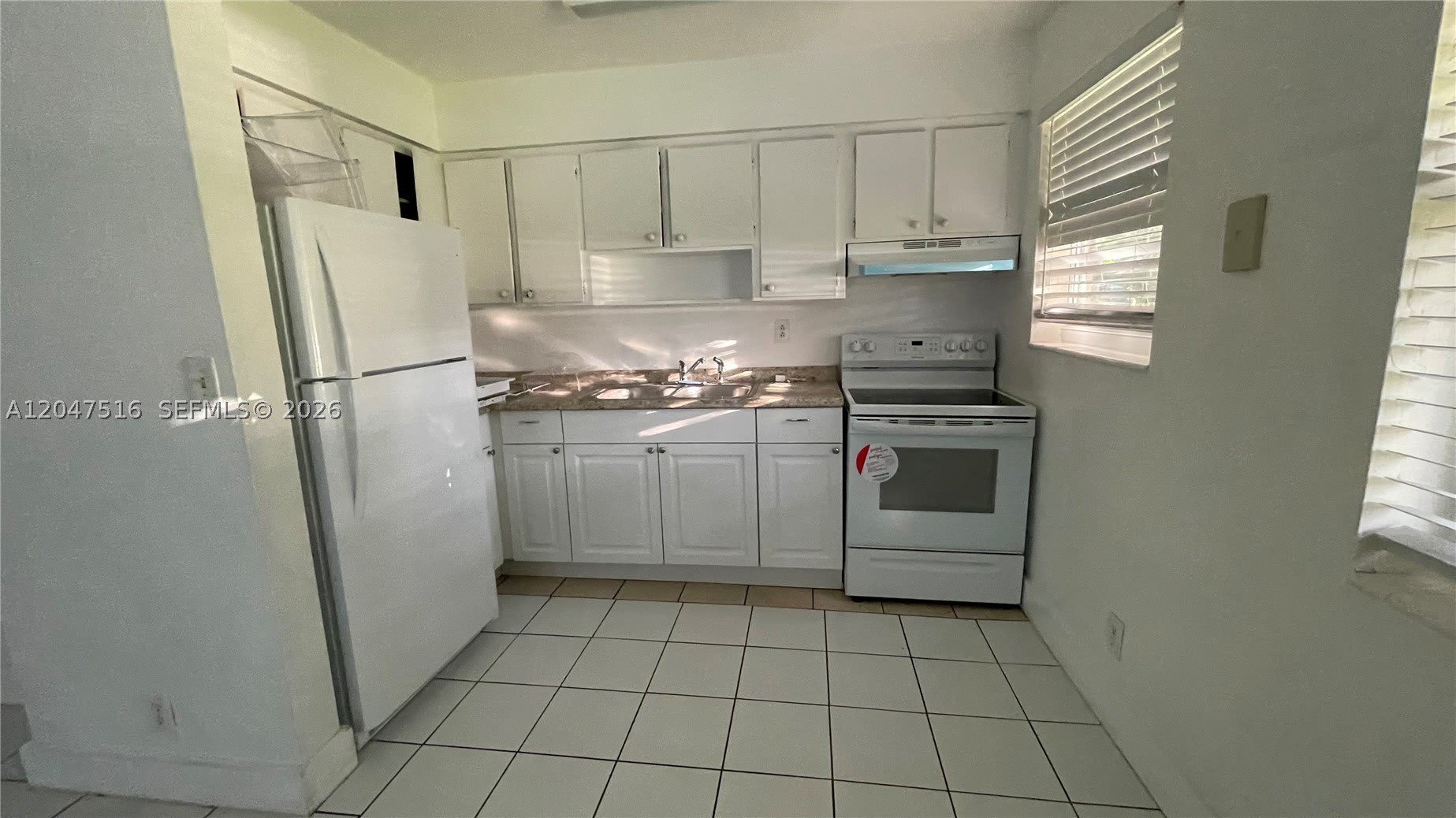 5200 Nw 16Th St – photo 2