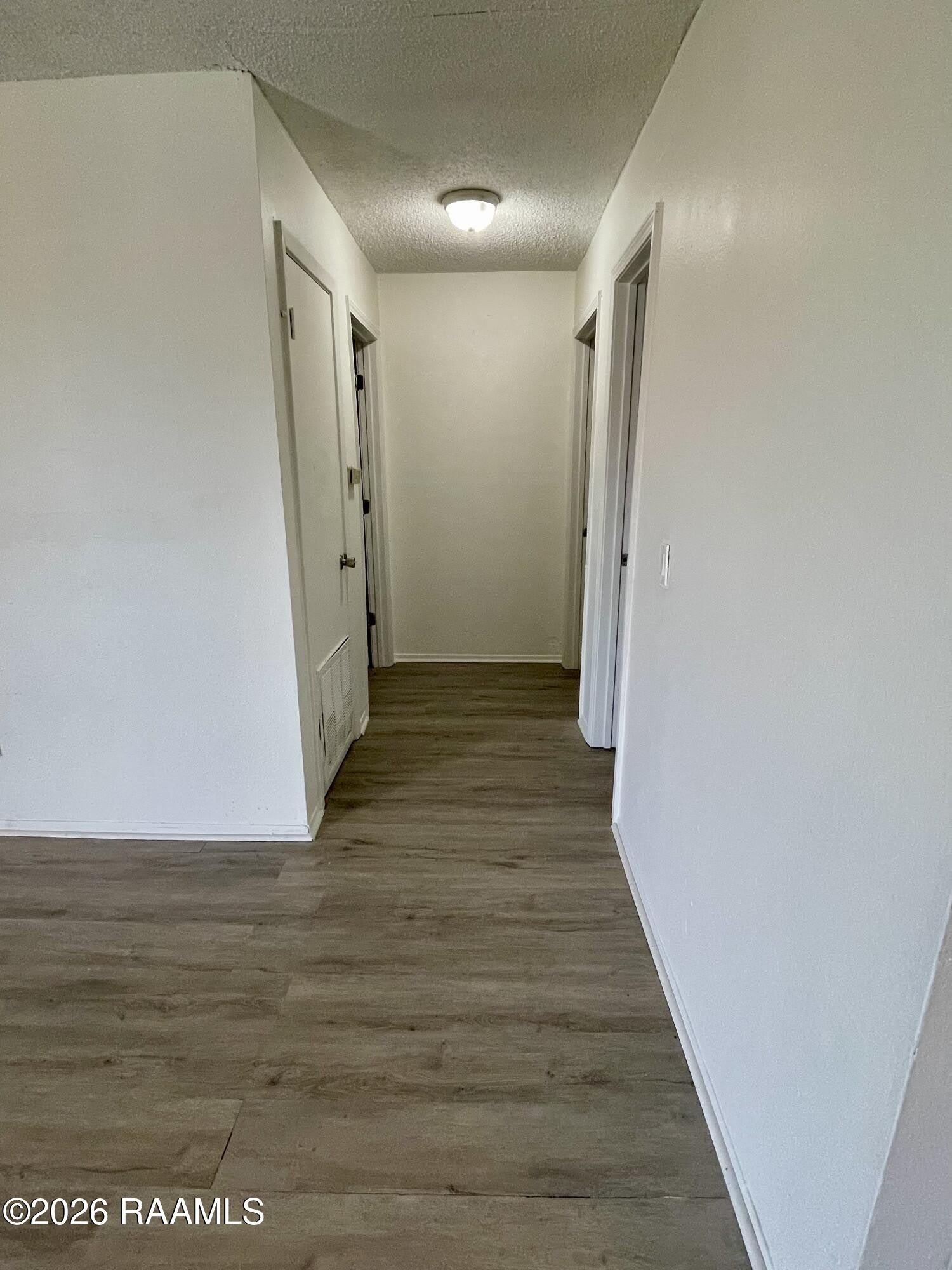 391 W Railroad – photo 5
