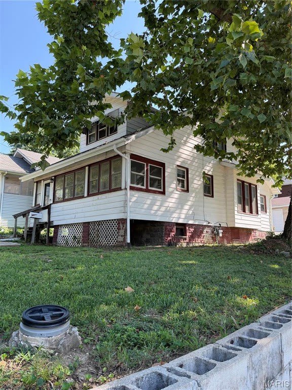 301 Main Street – photo 2