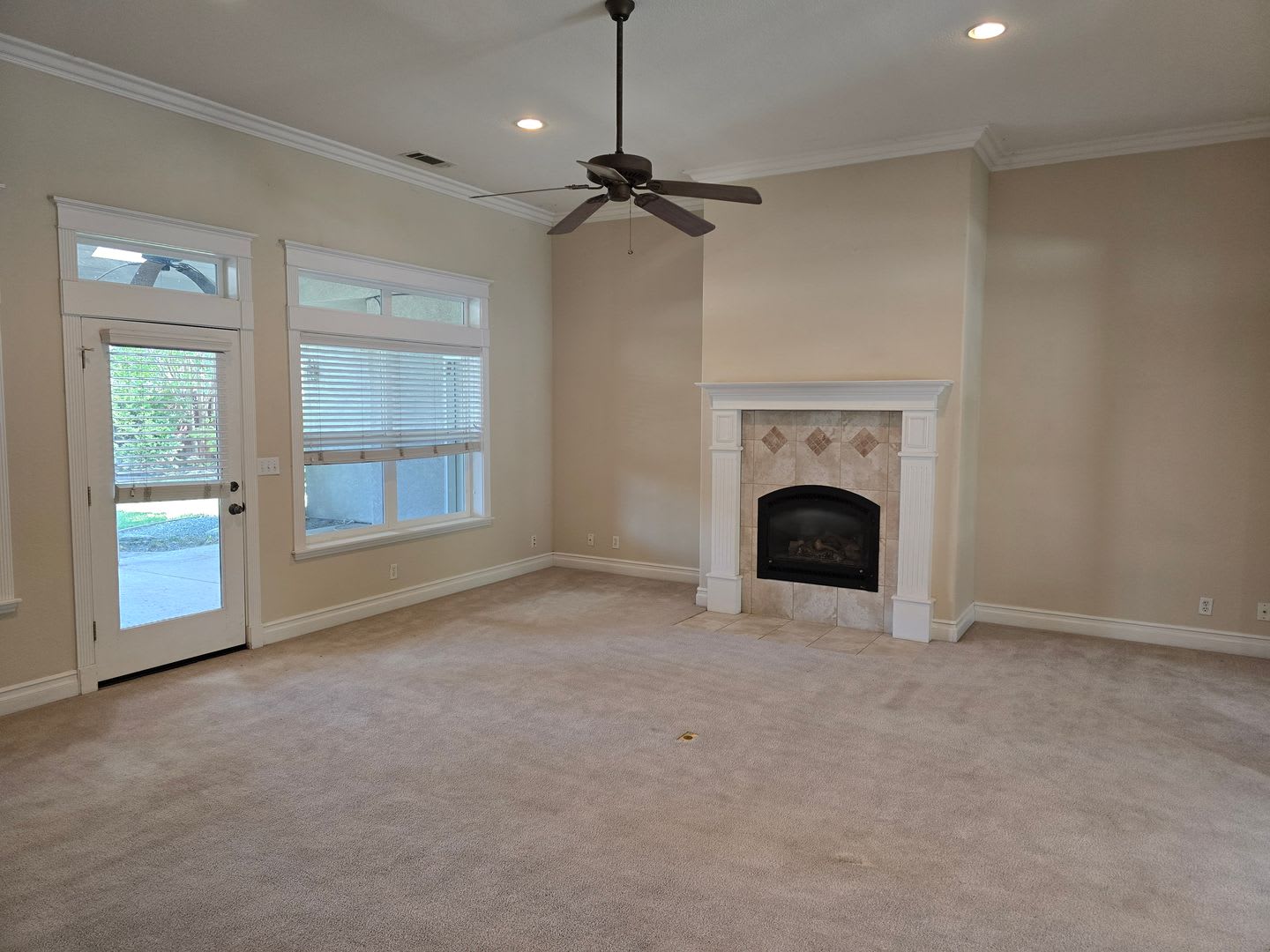 2500 Sq Ft in Great Neighborhood Near Schools and Bidwell Park! – photo 3