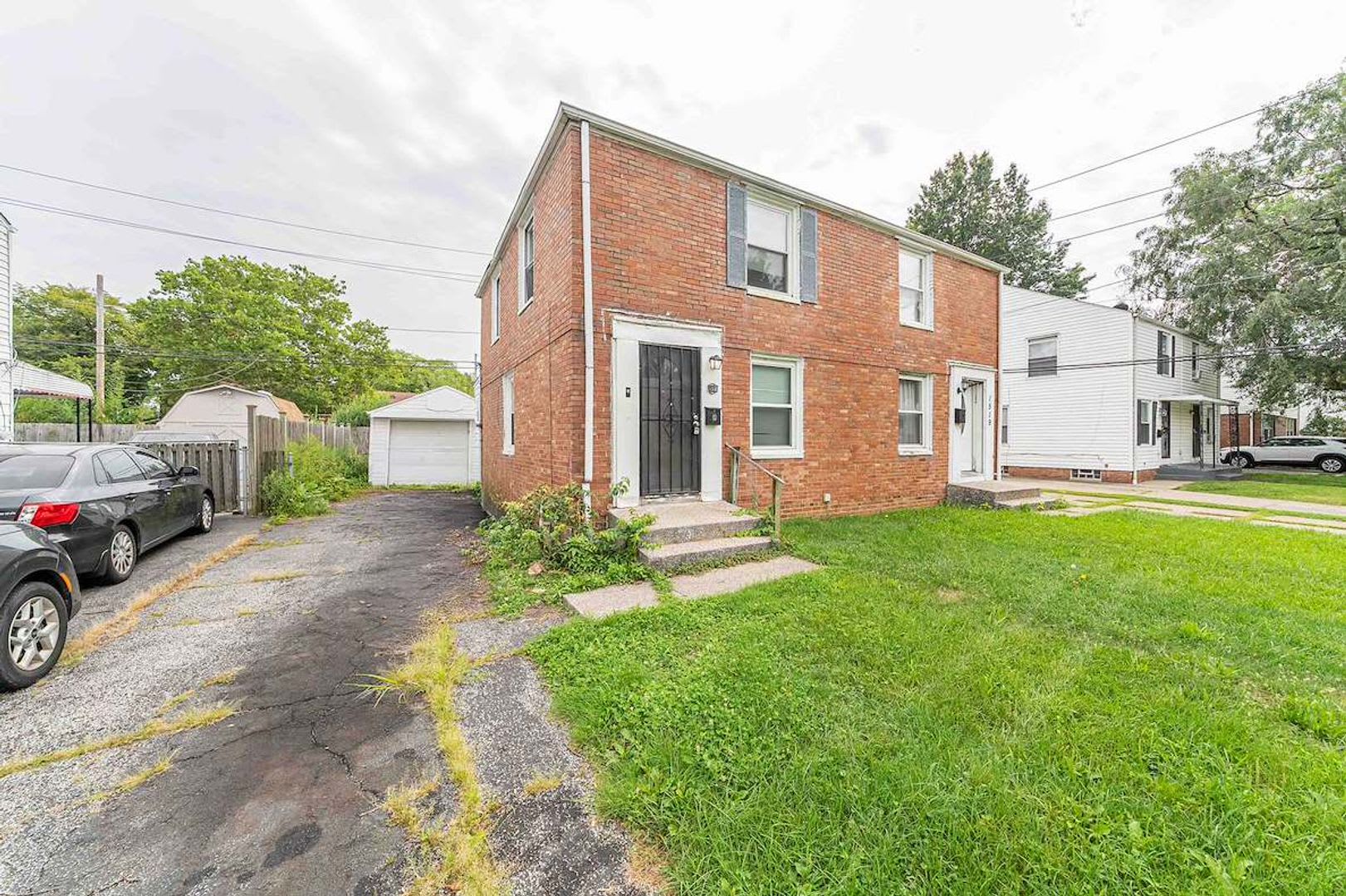 Beautifully Renovated Home in a Prime Location – photo 4