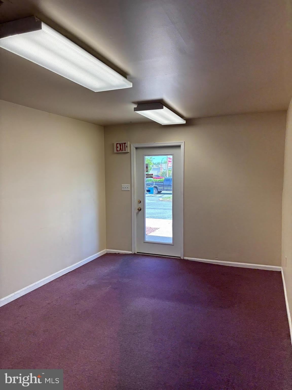 504 N DUPONT HWY – photo 3