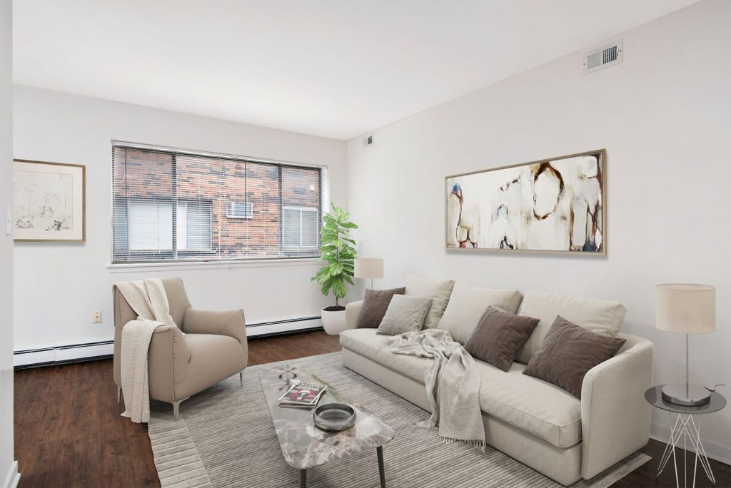 544 West Melrose – photo 4
