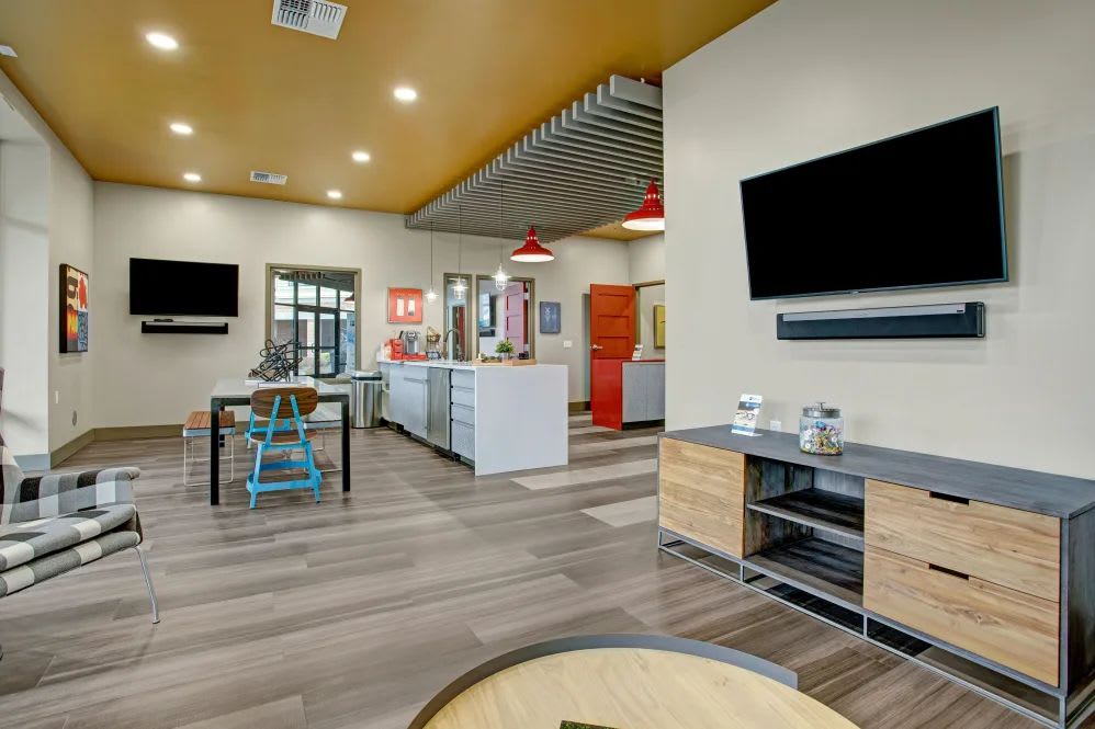 Trax at DuPont Station Apartments – photo 3