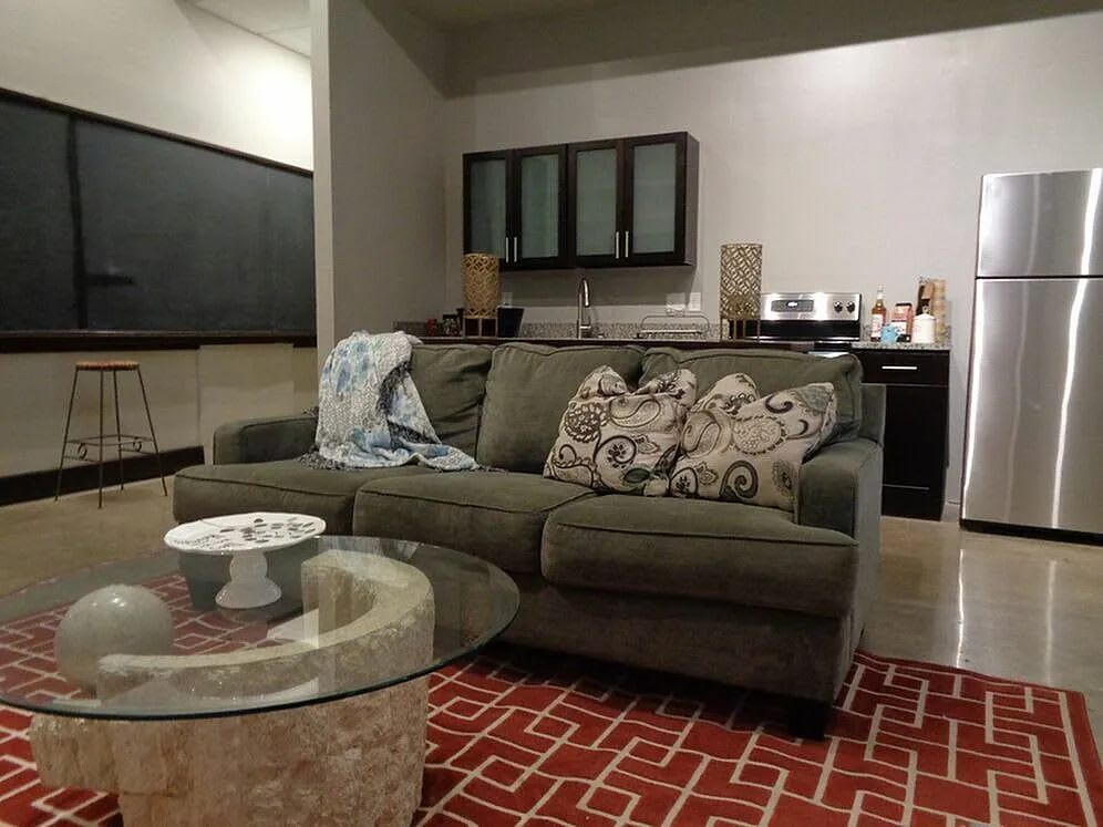 Phillips Luxury Apartments – photo 1