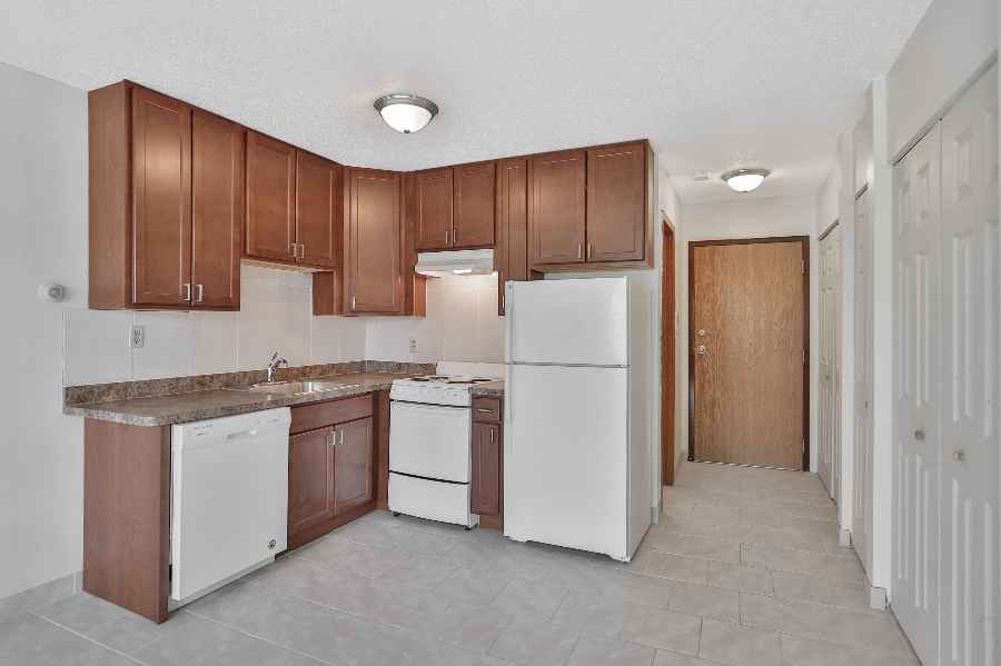 817 12th Avenue SE – photo 3
