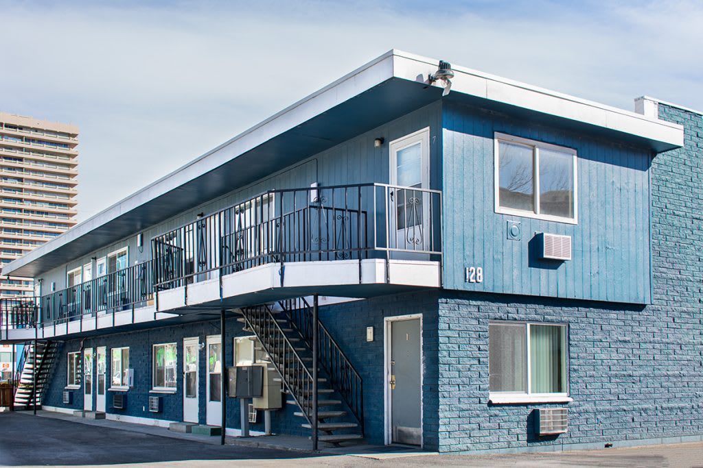128R Apartments – photo 1