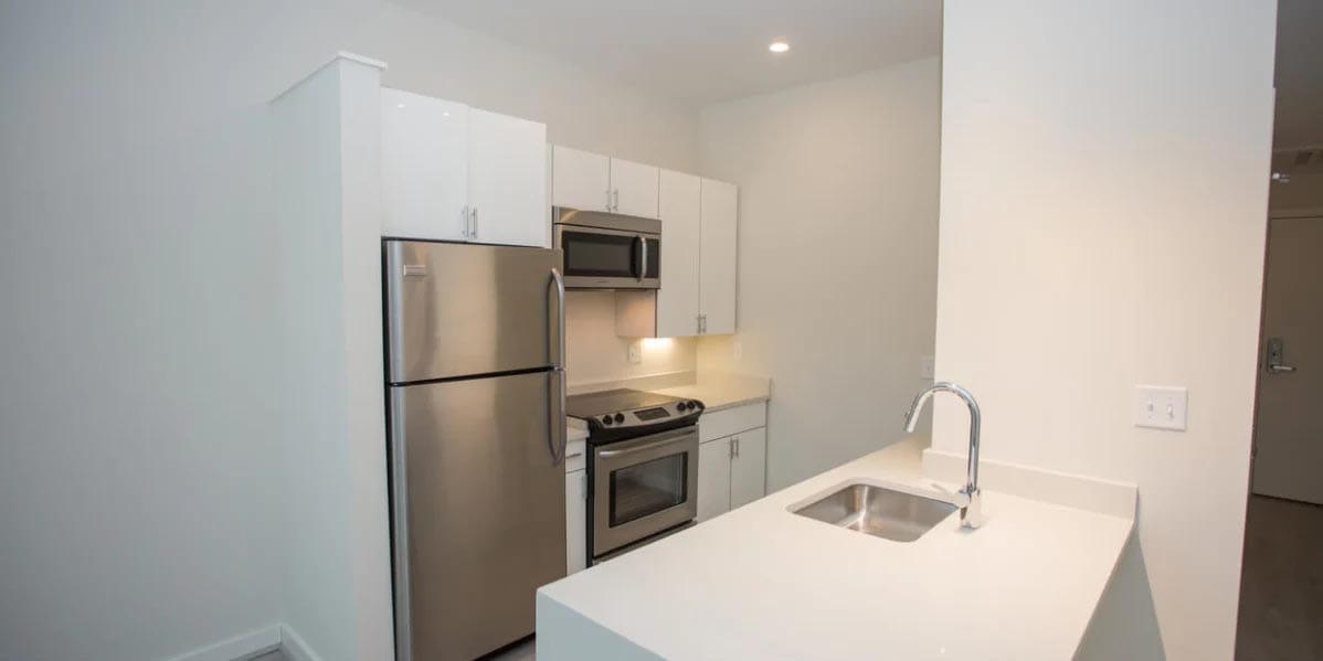 3825 Georgia – photo 2