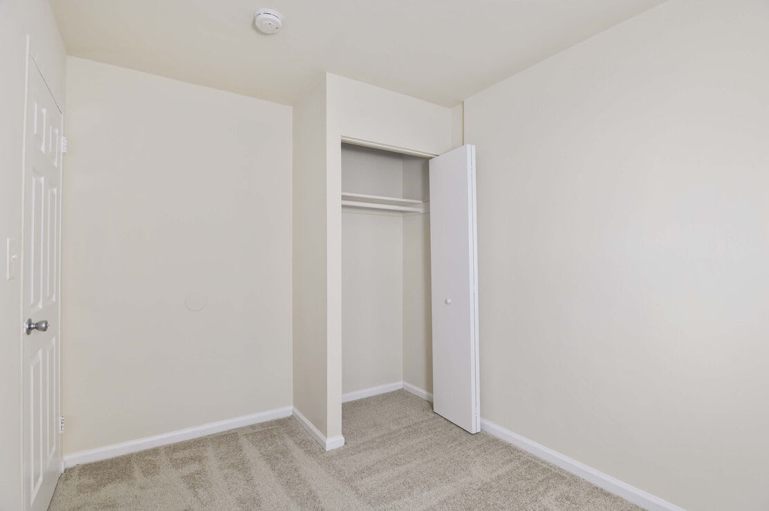 Laurel Manor – photo 3