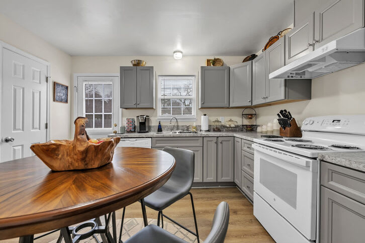 Yorkview Apartments – photo 3
