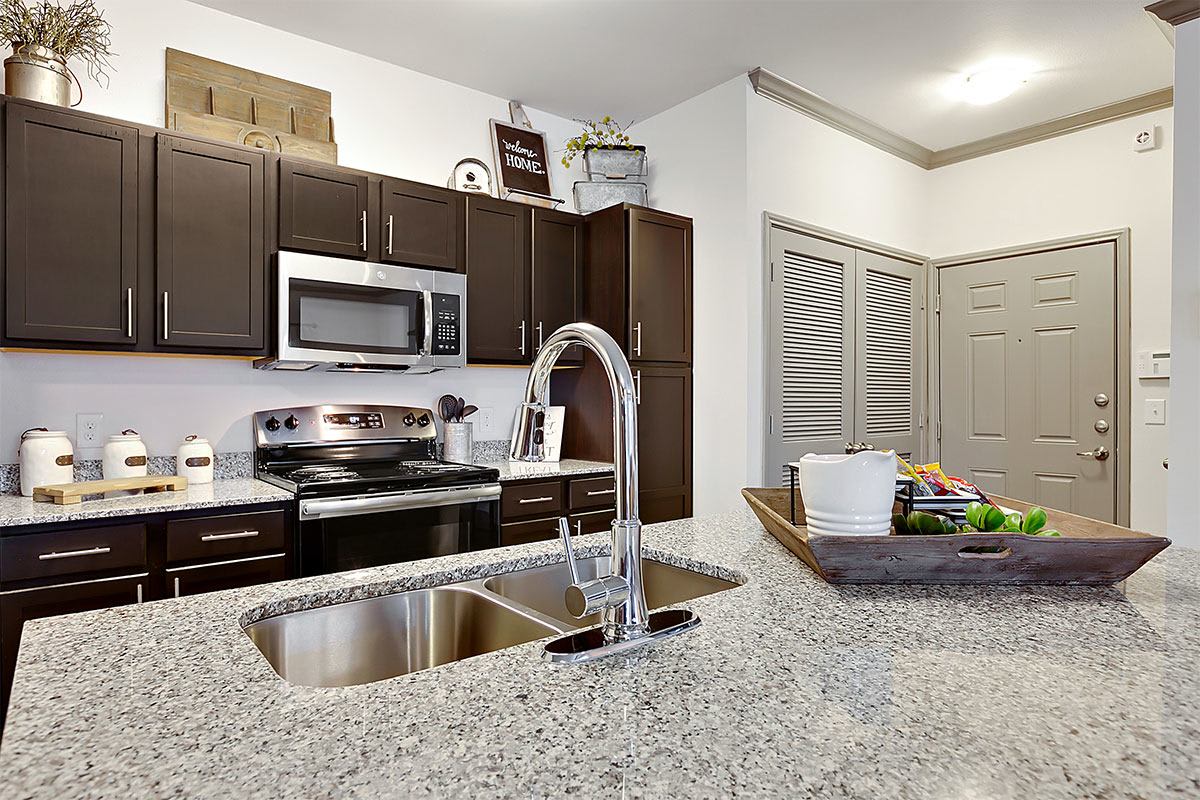 Ventana at Plum Creek Apartments – photo 1