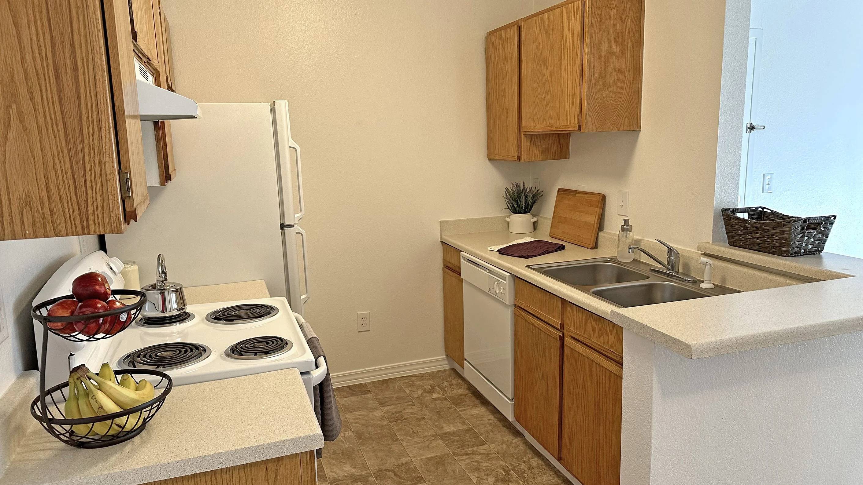 Bridgeside Landing Apartments – photo 5