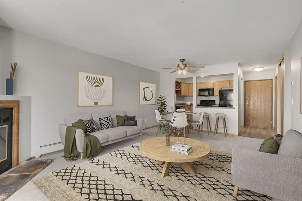 Summer Creek Apartments – photo 3
