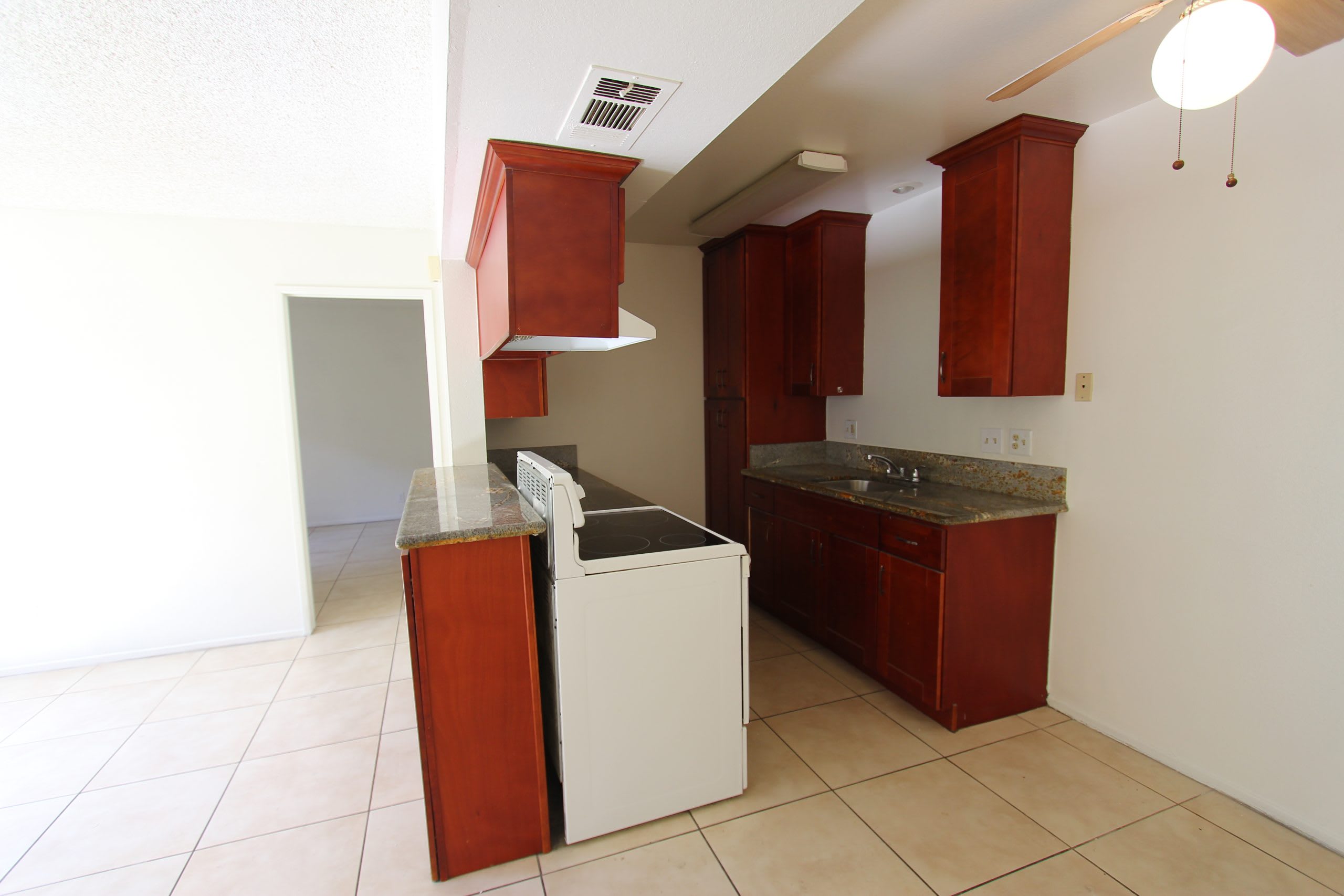 Loma Linda – photo 1