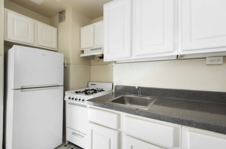 Embassy Apartments – photo 1