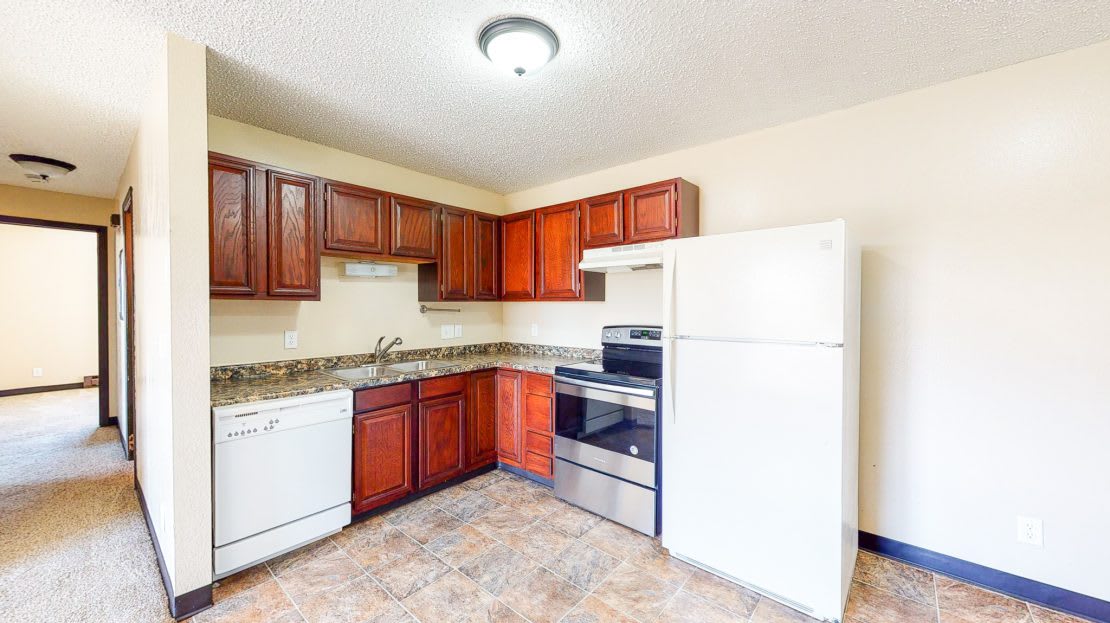 Bison Apartments – photo 1