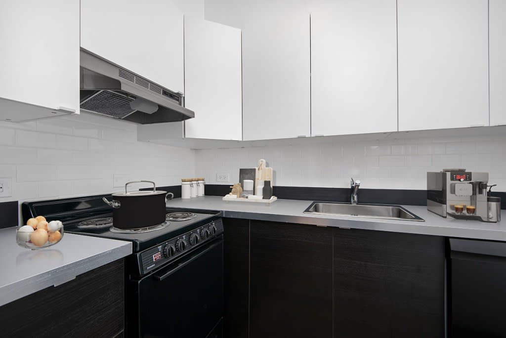 441 West Barry – photo 5