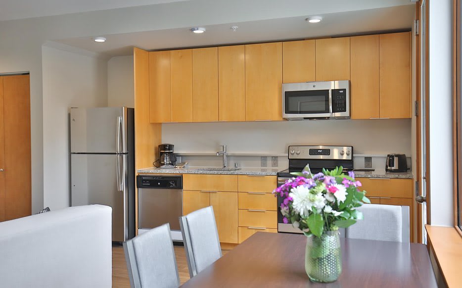 Park East Apartments – photo 2