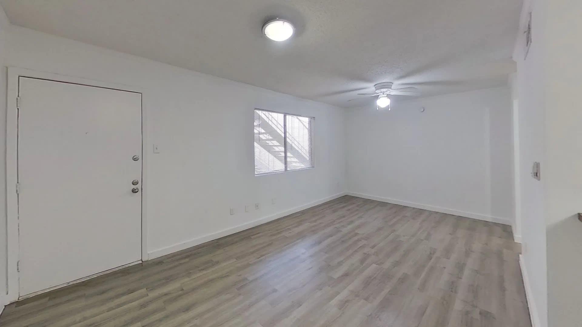 24 Flats – photo 2