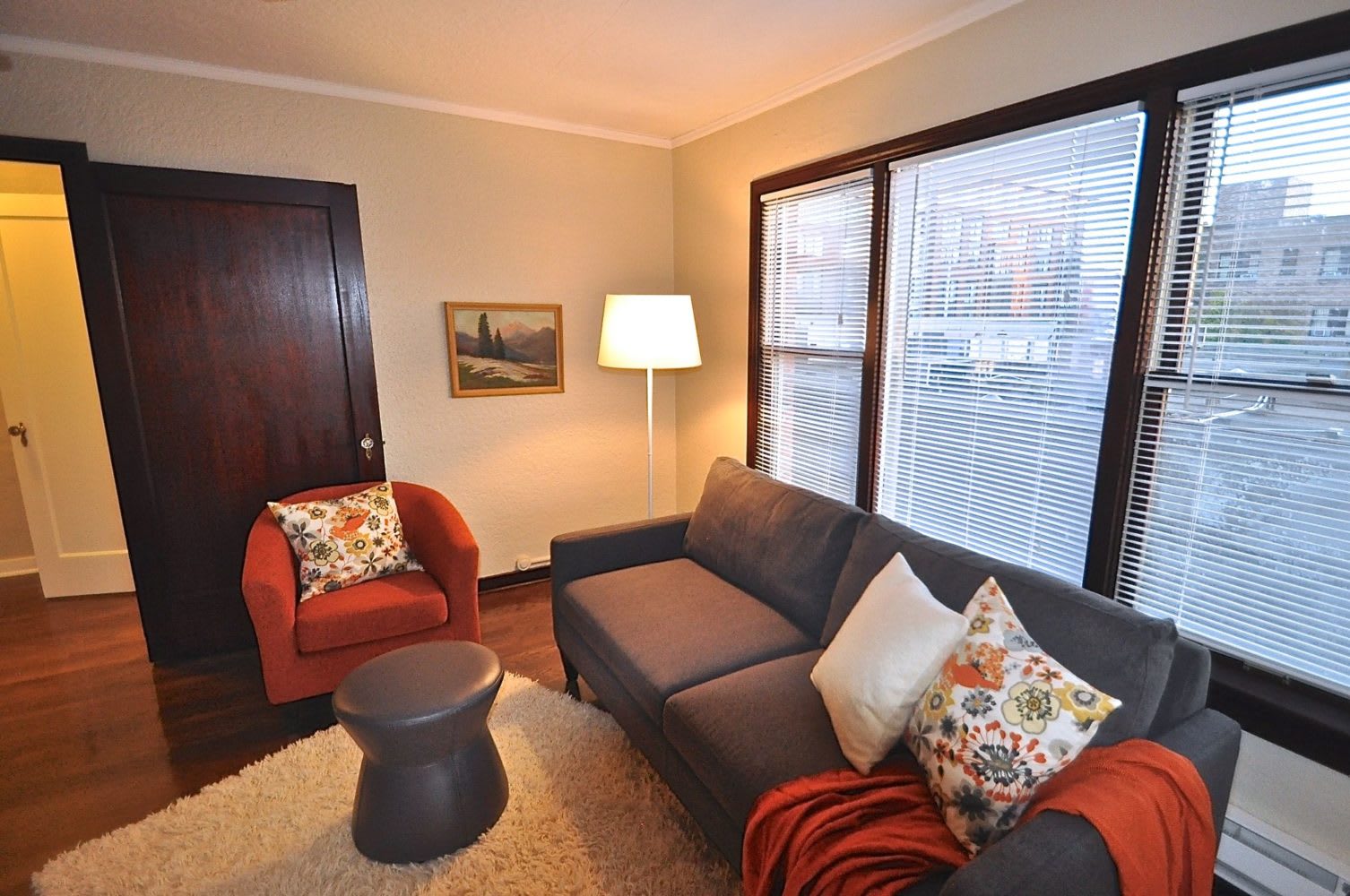Gordon Apartments – photo 5