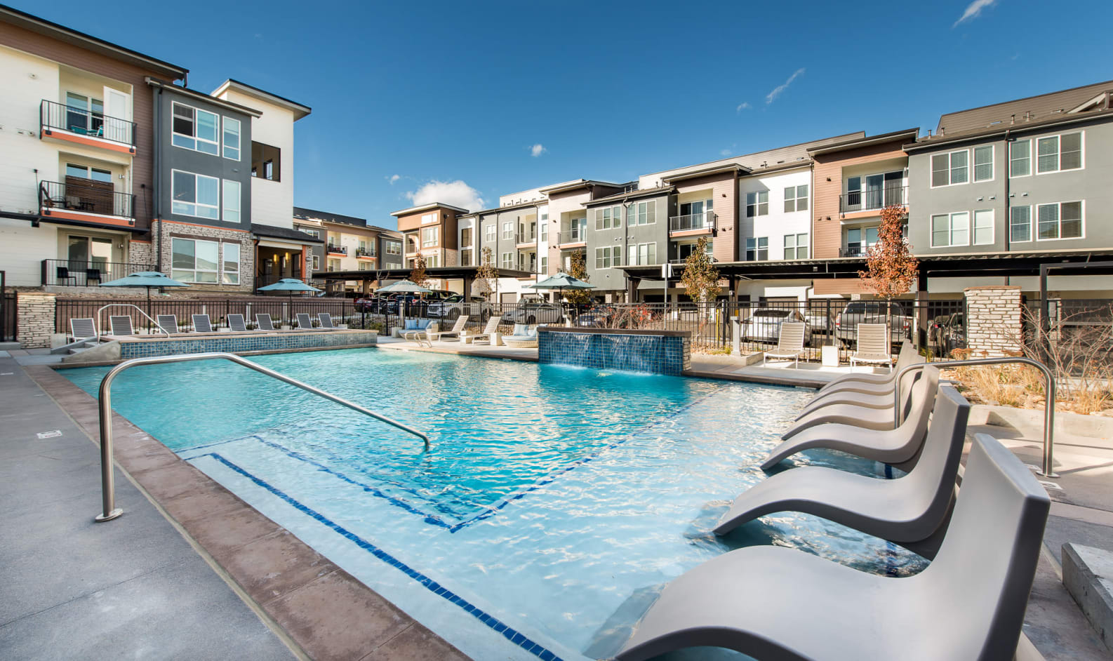 Elevate – photo 4