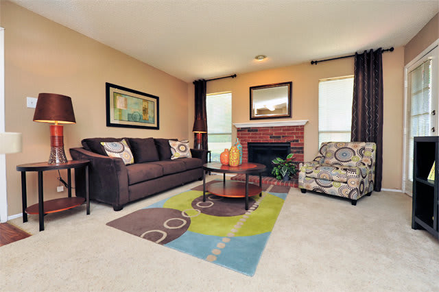 Greenbriar Apartments – photo 5