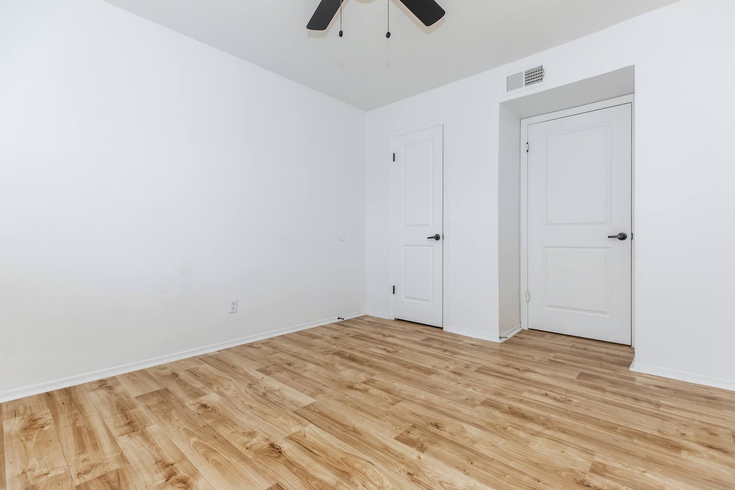 Casa Hills Apartments at Dallas West – photo 3