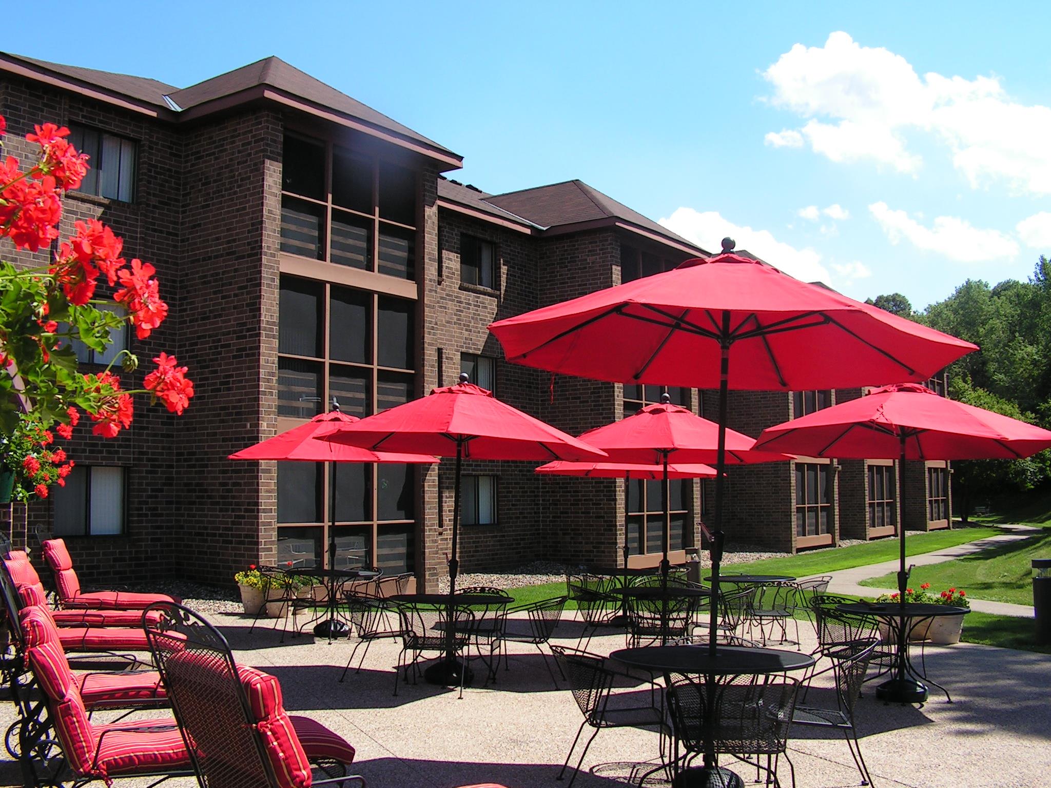 Poplar Bridge Apartments – photo 4