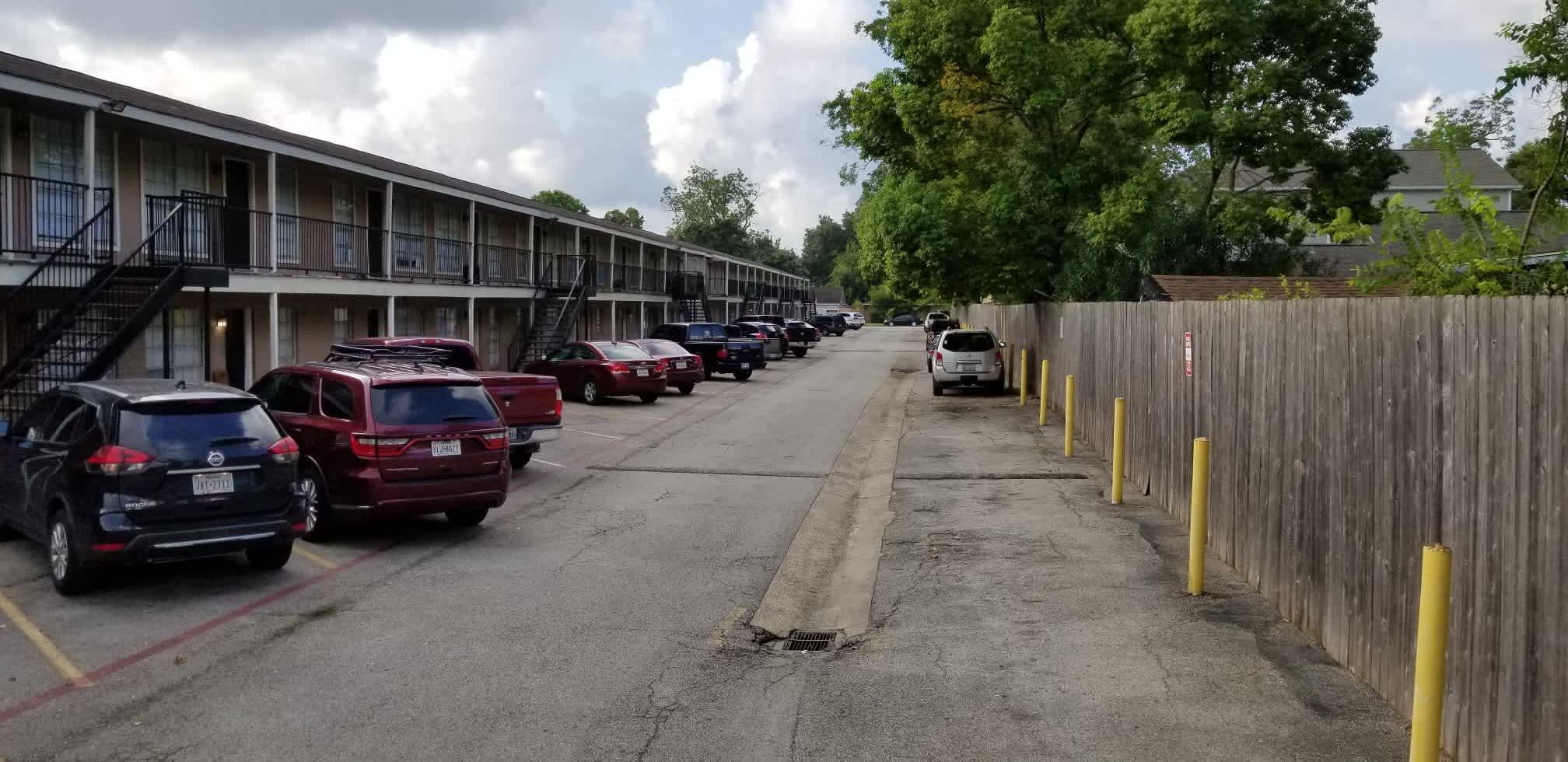 Pecan Villa – photo 1