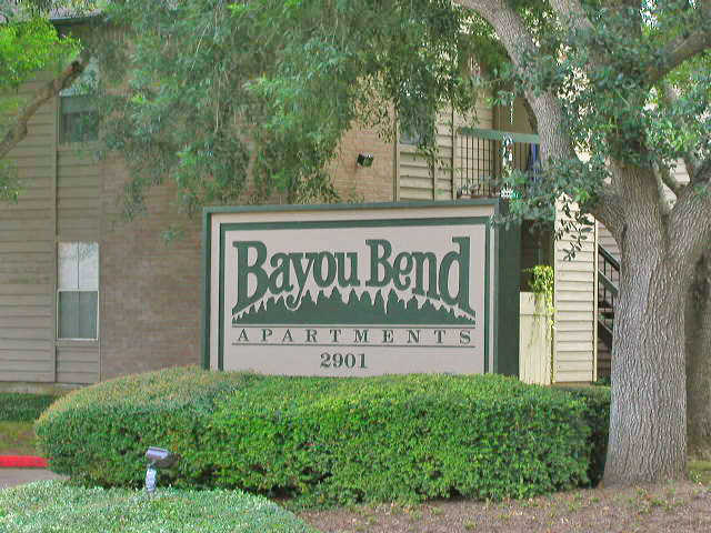Bayou Bend Apartments – photo 1
