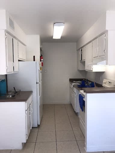 Inglewood Village Apartments – photo 1