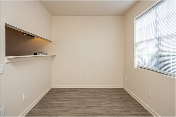 Satsuma Village Apartments – photo 4
