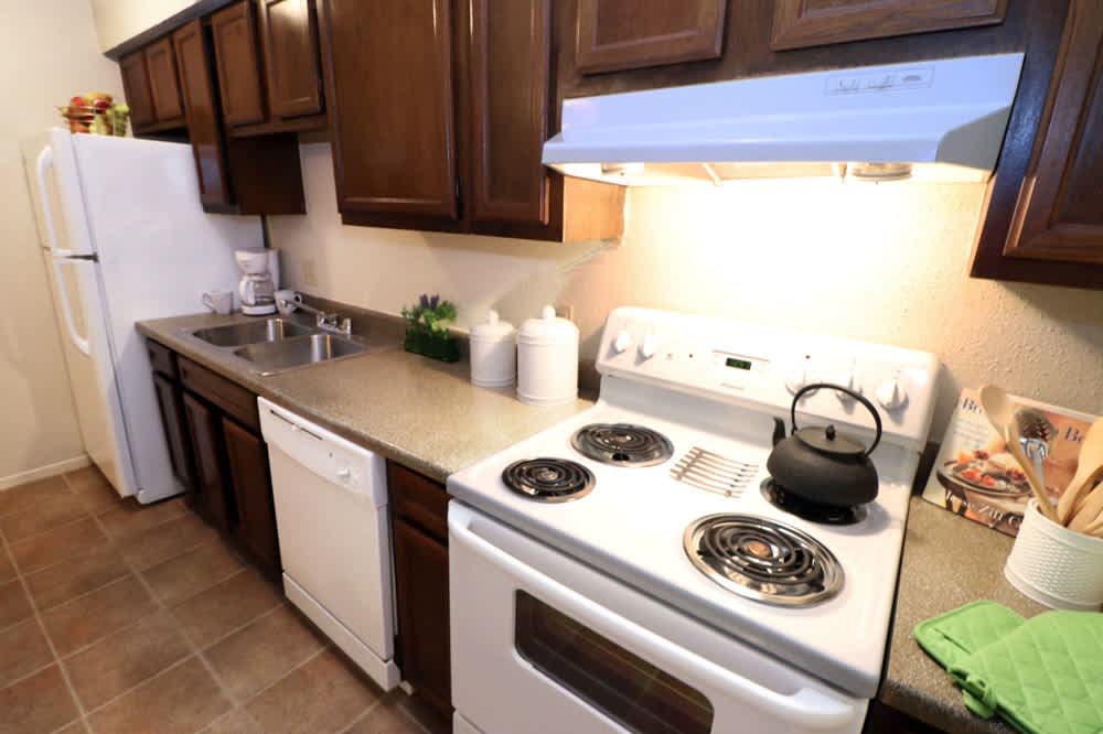 Seasons Apartments – photo 4
