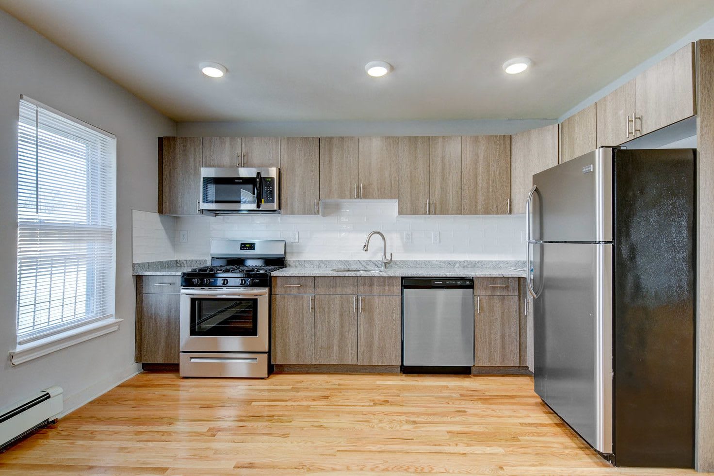 Franklin Manor Apartments – photo 2