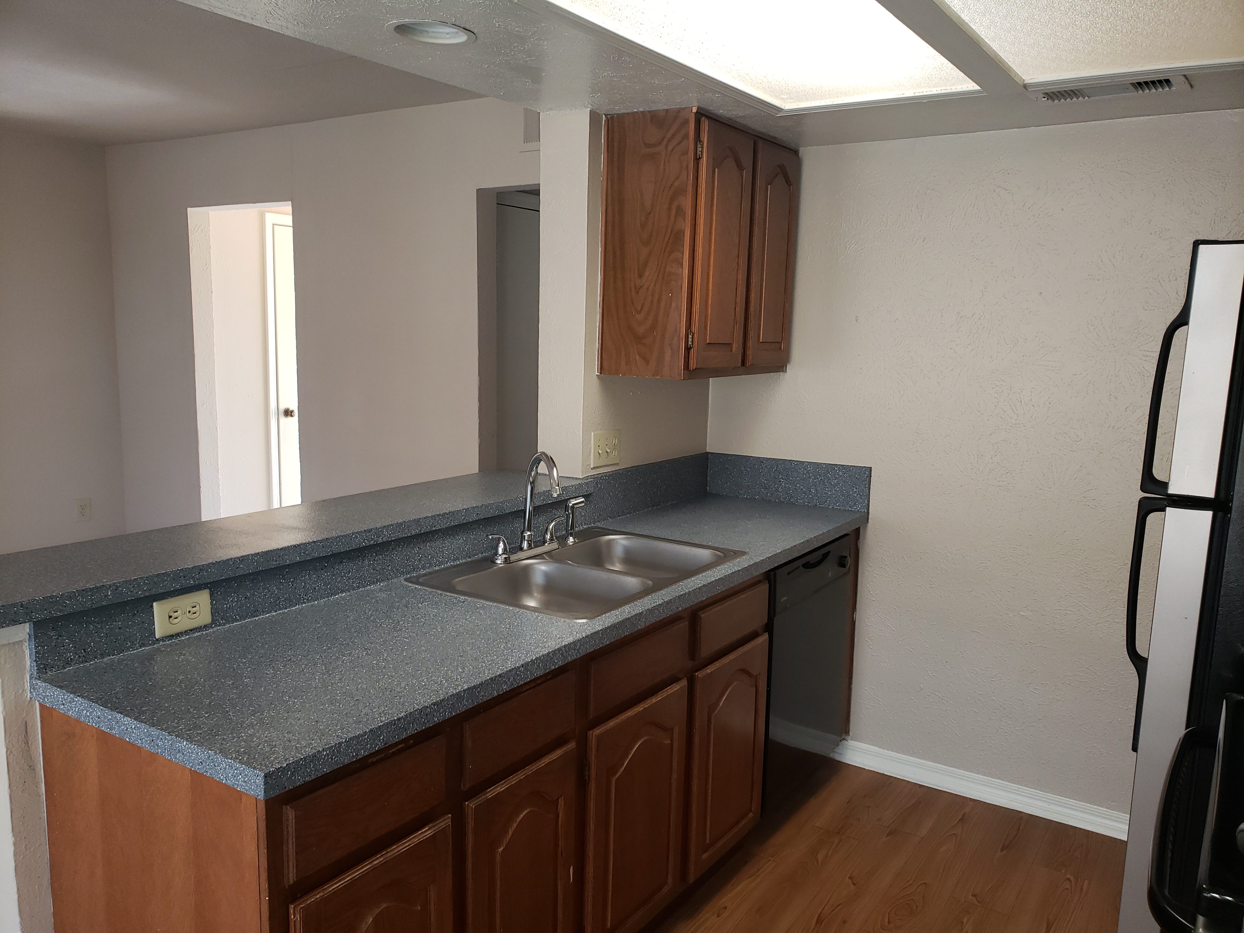 Country Club Condos – photo 2