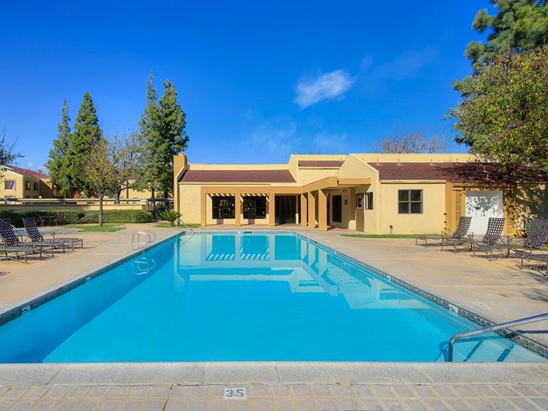 Estancia Apartments – photo 1